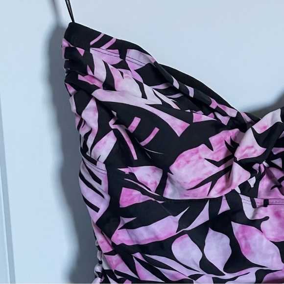 New! MiracleSuit one piece ruched floral Swimsuit 35106 - Picture 3 of 10